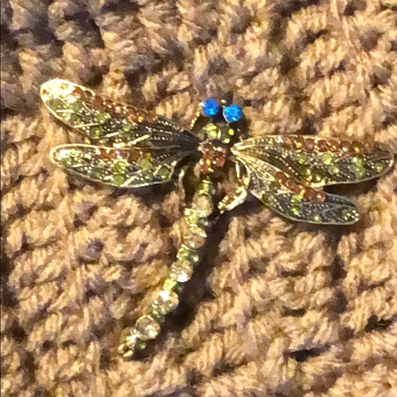 Dragonfly brooch winter hat size adult or teen New hand crochet by me #358 - Picture 3 of 4